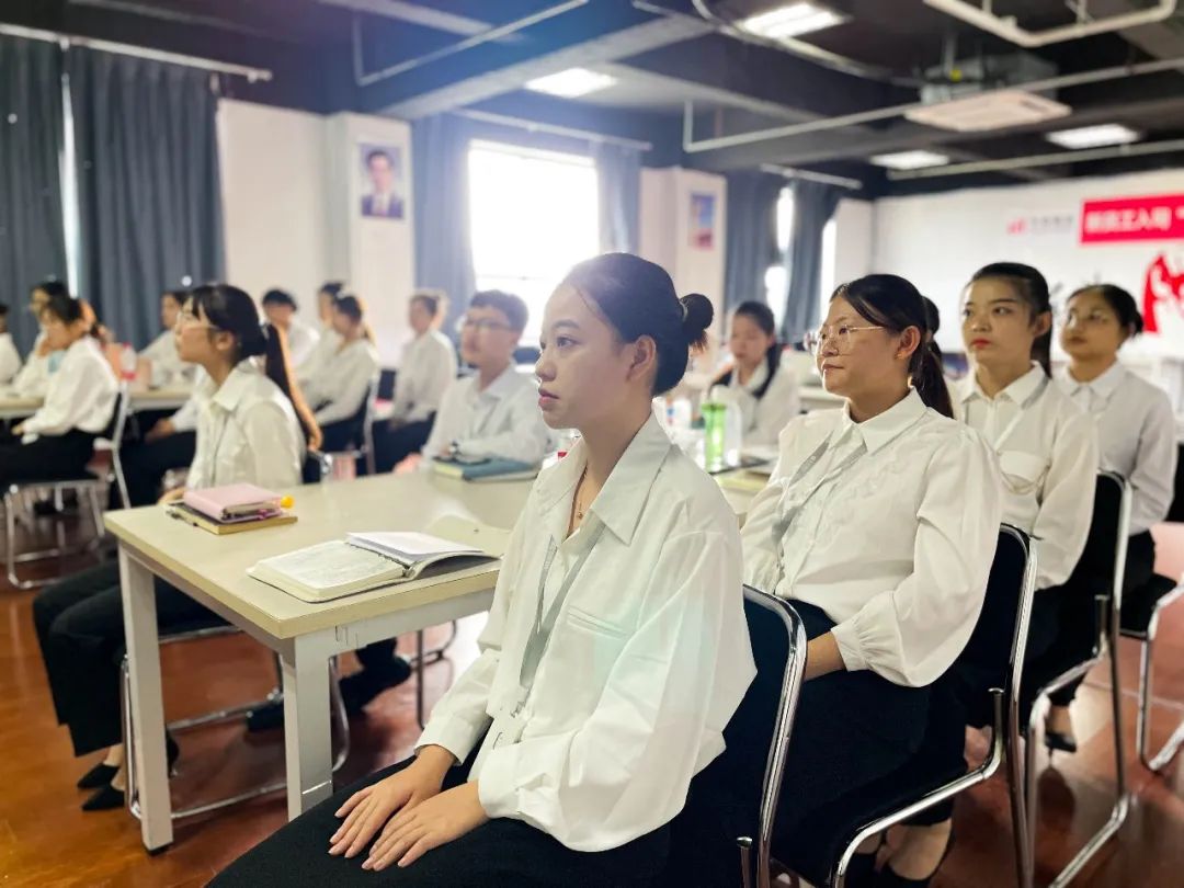 1636702780640457OmjE.jpg 1636702780640457OmjE.jpg